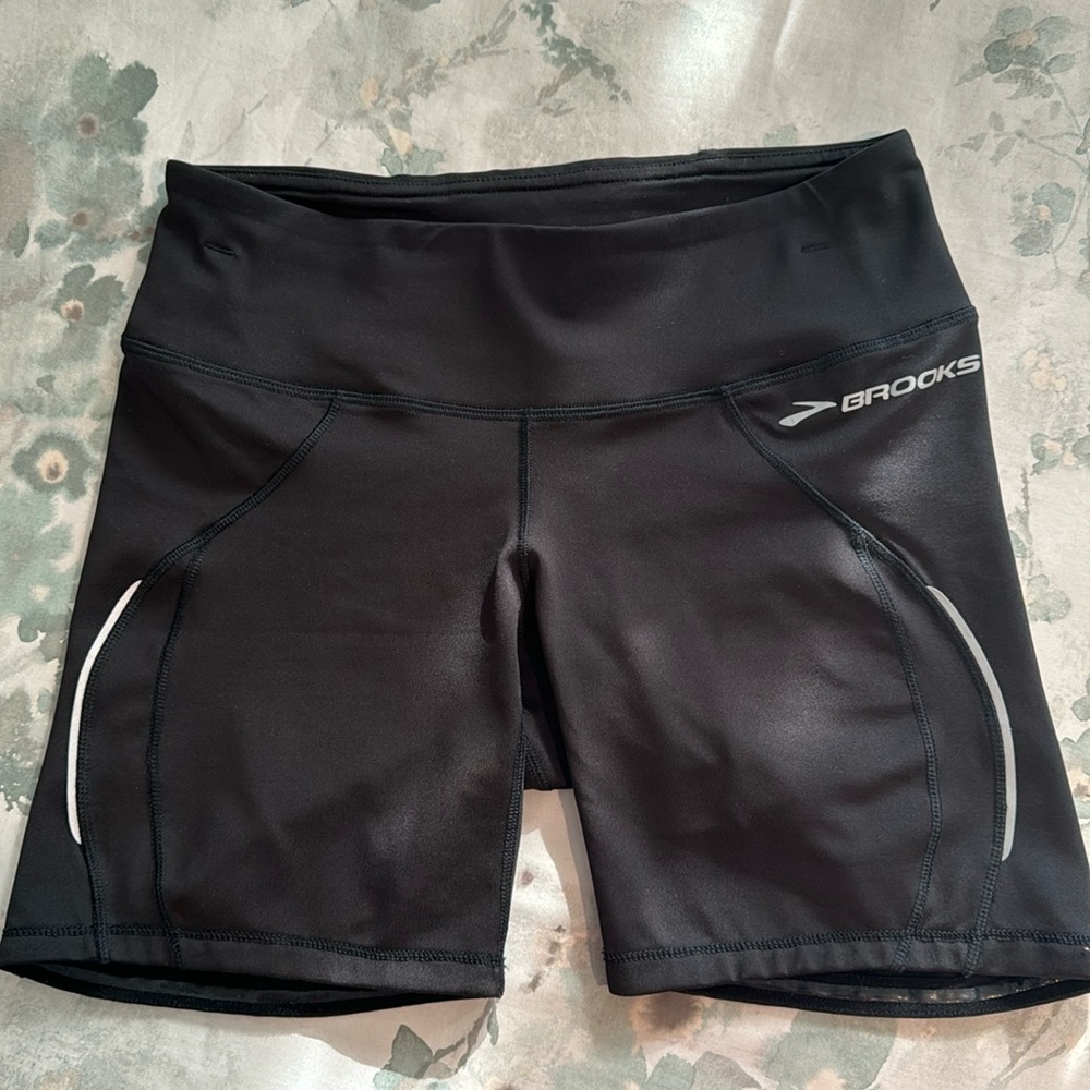Brooks running and biking shorts